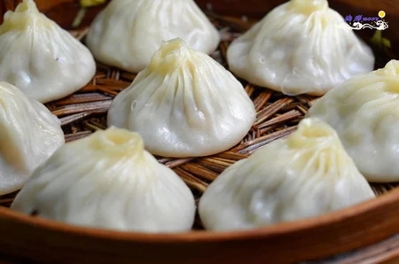 不一样的小笼包